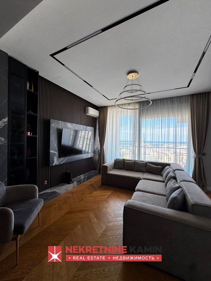 For sale: Two-bedroom apartment with a sea view, Bar
